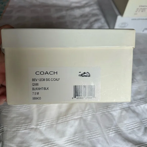 Coach Sneakers, Ivory/Gold, Size 7.5 - Picture 3 of 7